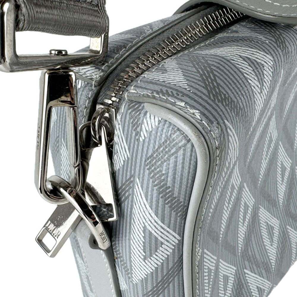 CHRISTIAN DIOR Gray Leather Shoulder Bag - Picture 6 of 13